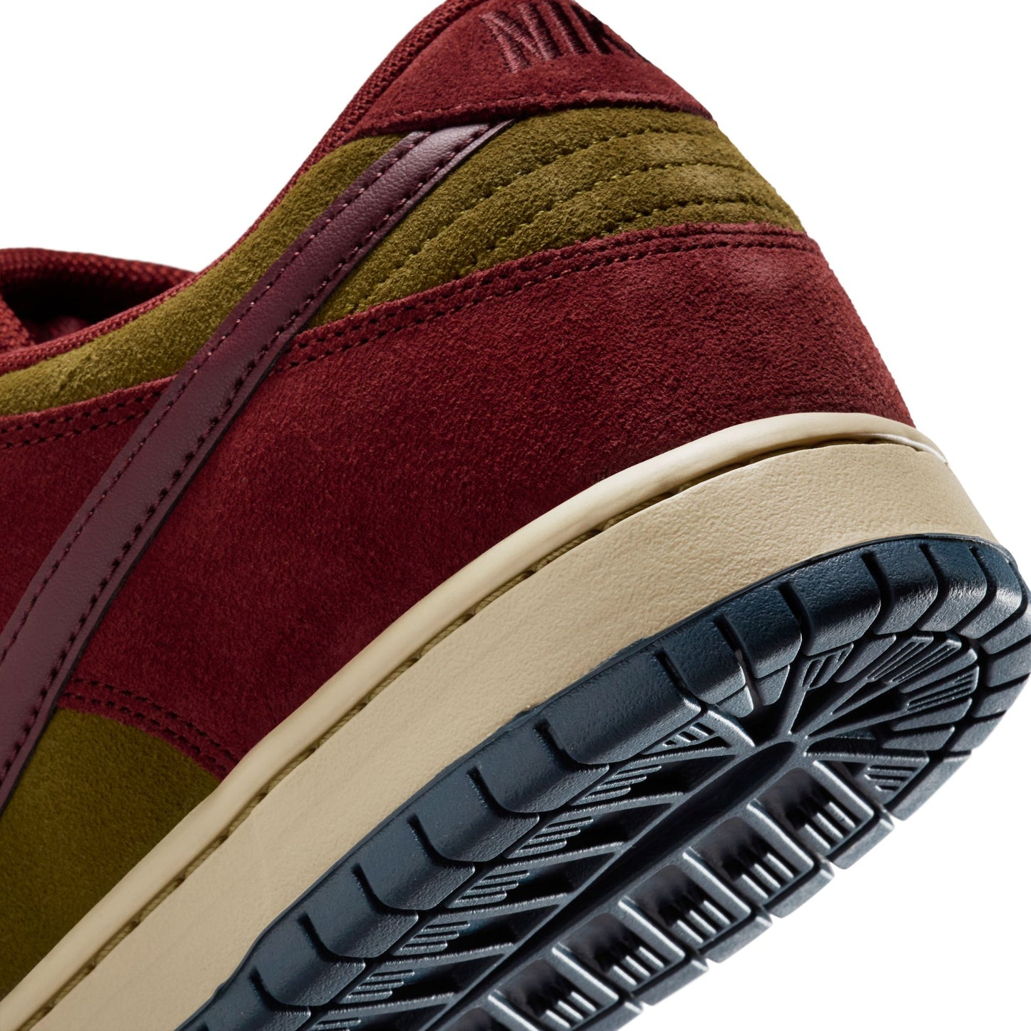 Dunk Low Pro