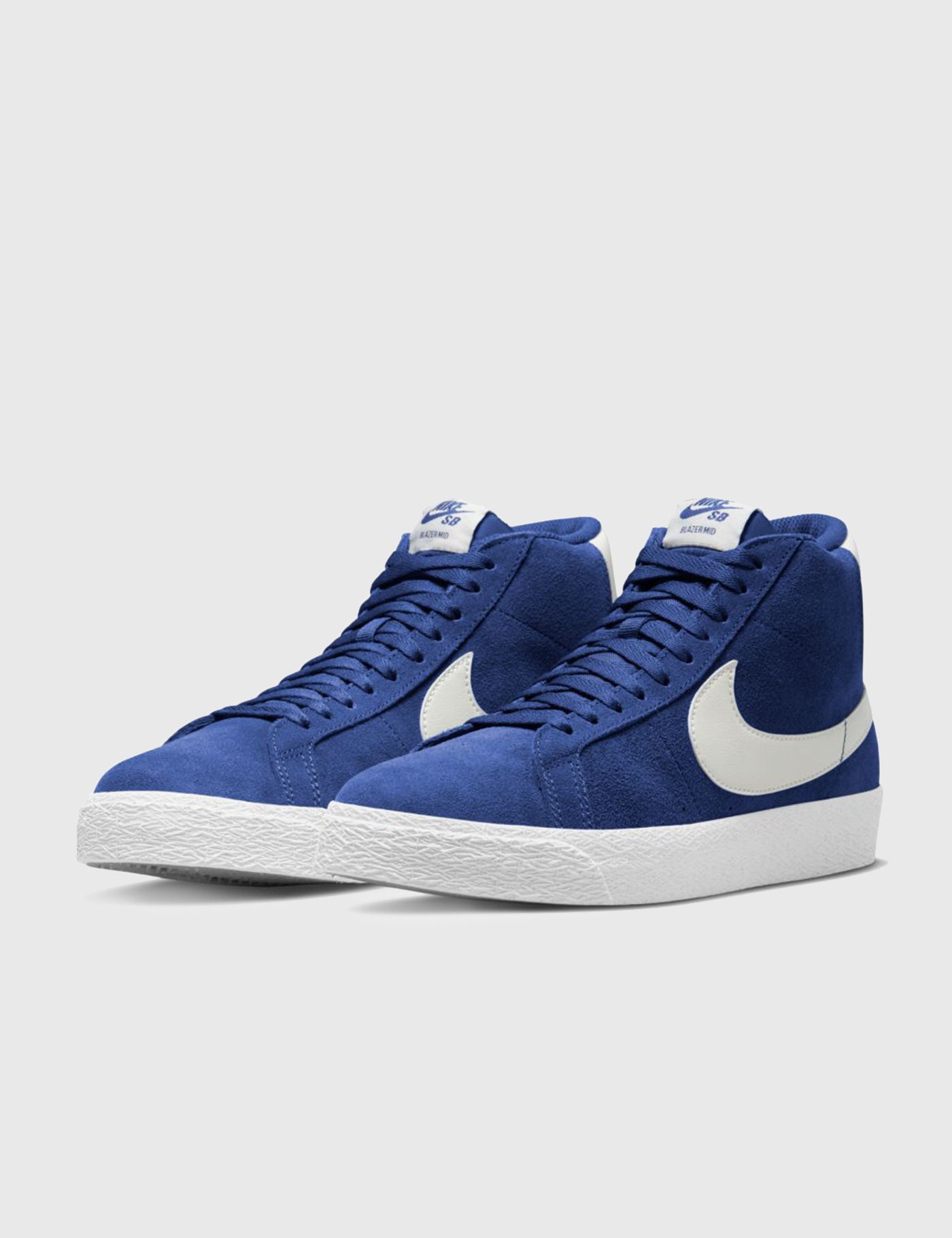 Blazer Mid