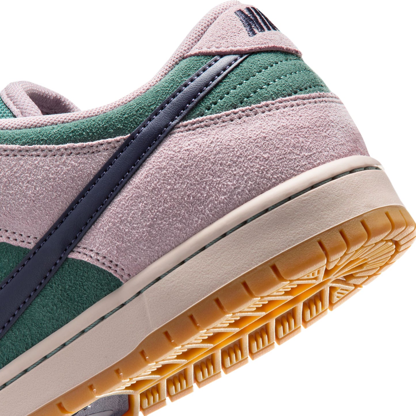 Nike SB Dunk Low Pro "Mineral Slate"